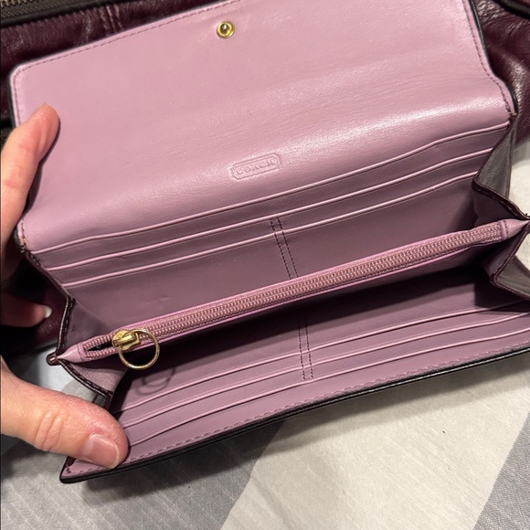 Coach Cambridge Plum large bag and wallet. - Picture 6 of 9